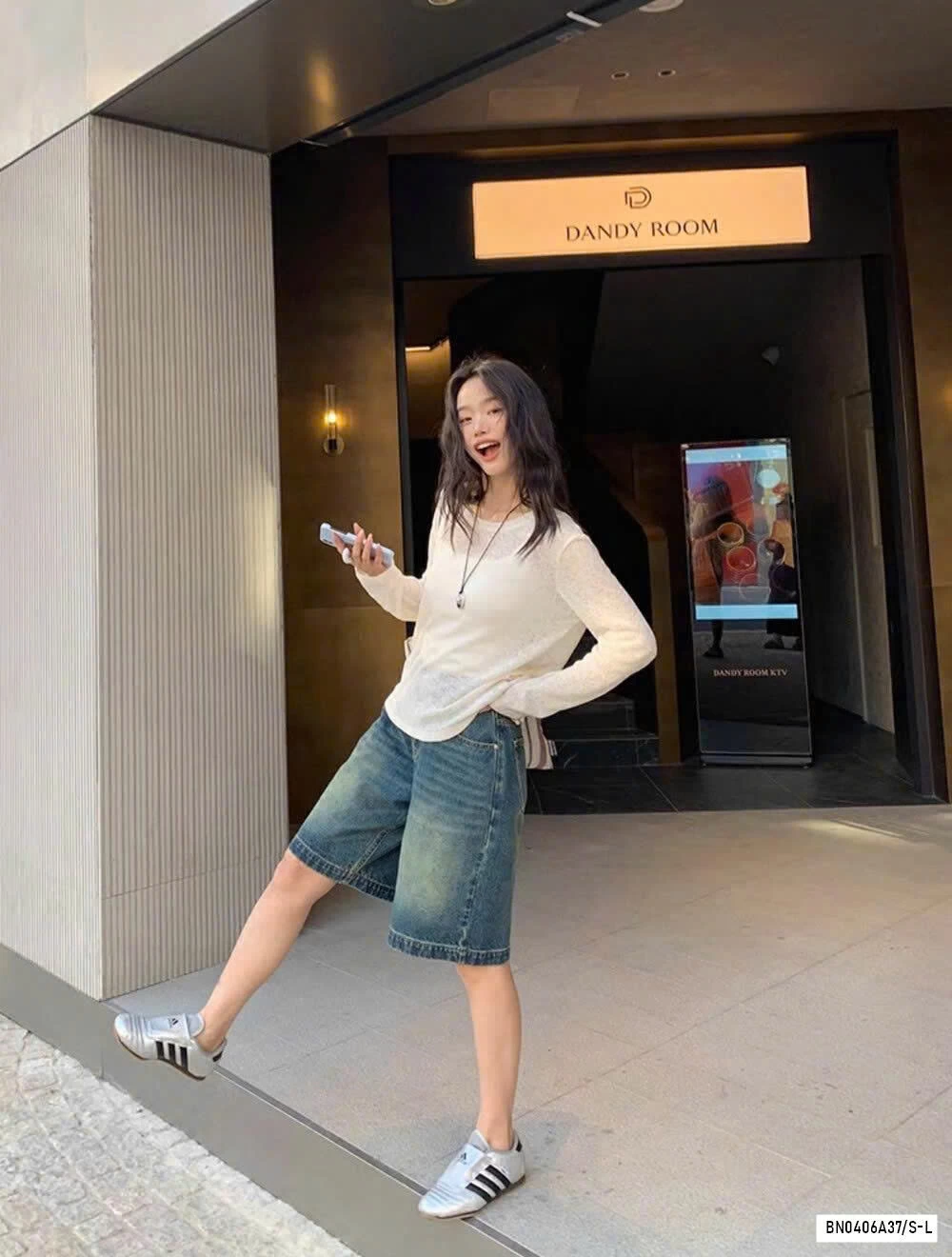 QUẦN JEANS LỬNG BẠC MÀU WG.WE