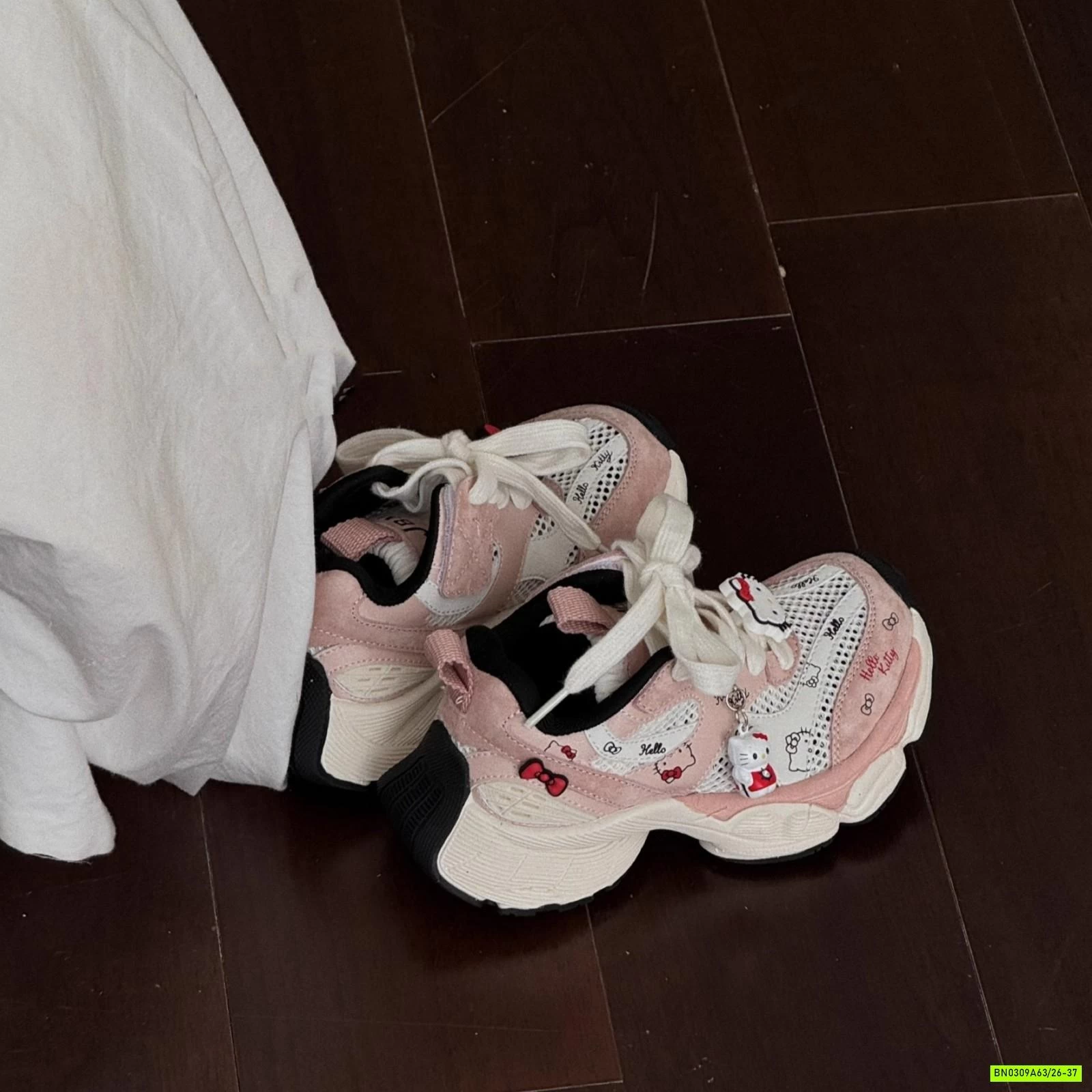 GIÀY THỂ THAO KITTY