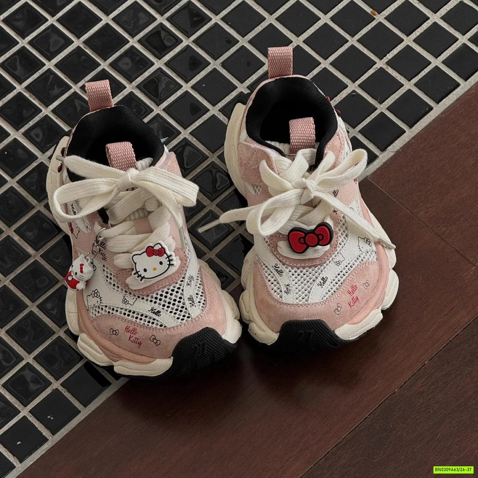 GIÀY THỂ THAO KITTY