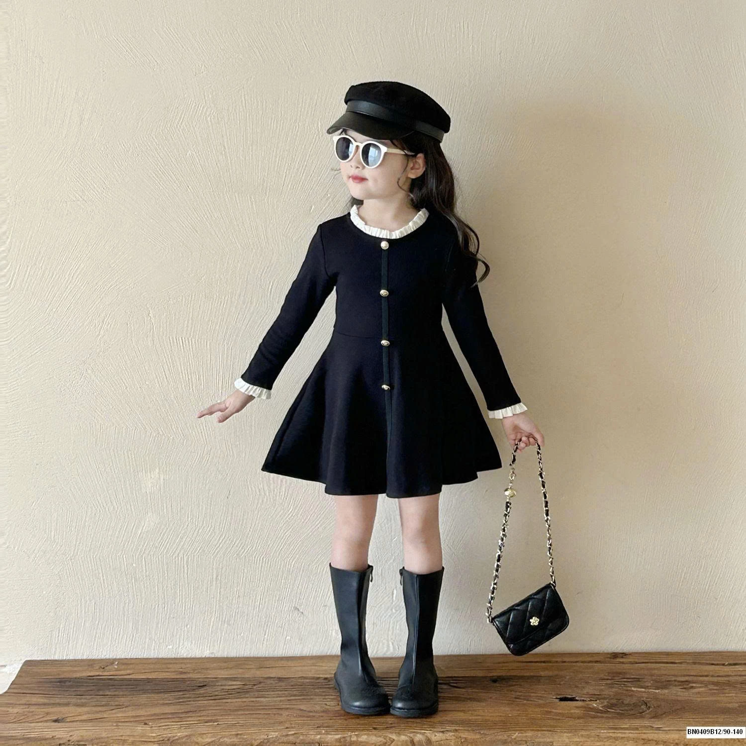 VÁY ĐEN DÀI TAY CÔNG CHÚA BG