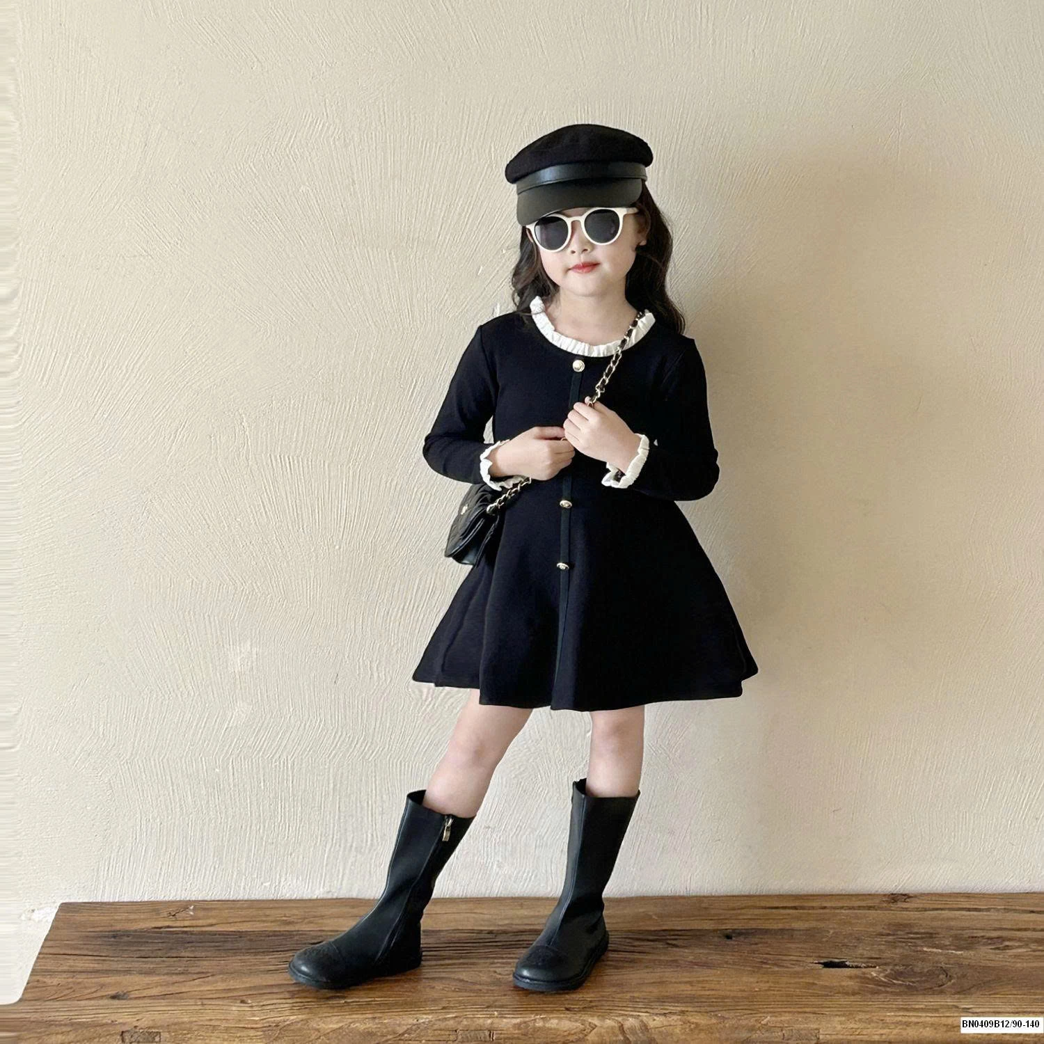 VÁY ĐEN DÀI TAY CÔNG CHÚA BG