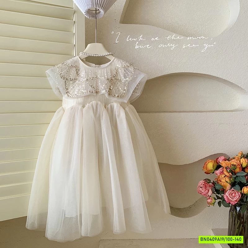 ĐẦM VOAN TIỂU THƯ