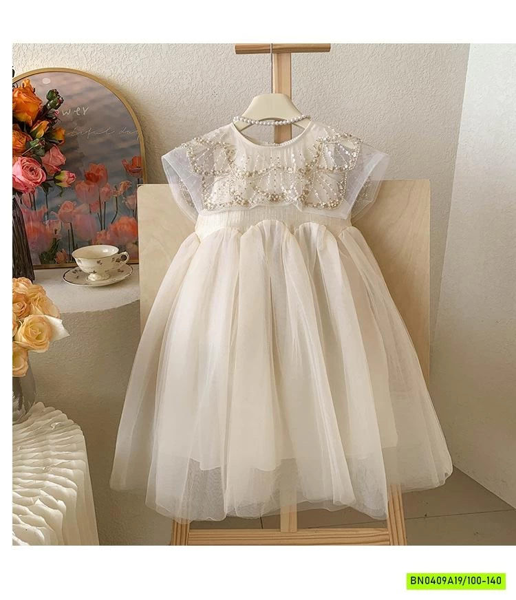 ĐẦM VOAN TIỂU THƯ