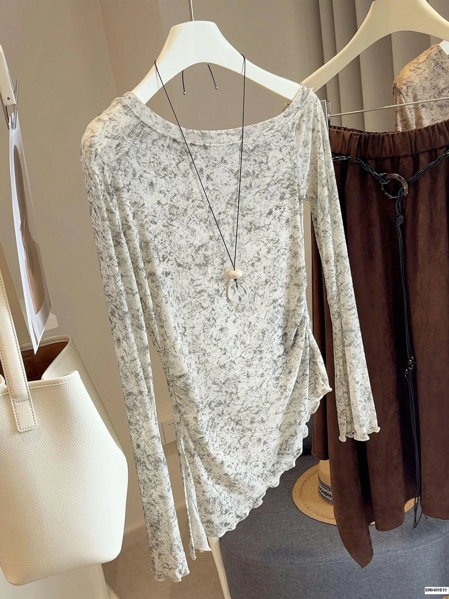 ÁO DỆT KIM VẠT CHÉO