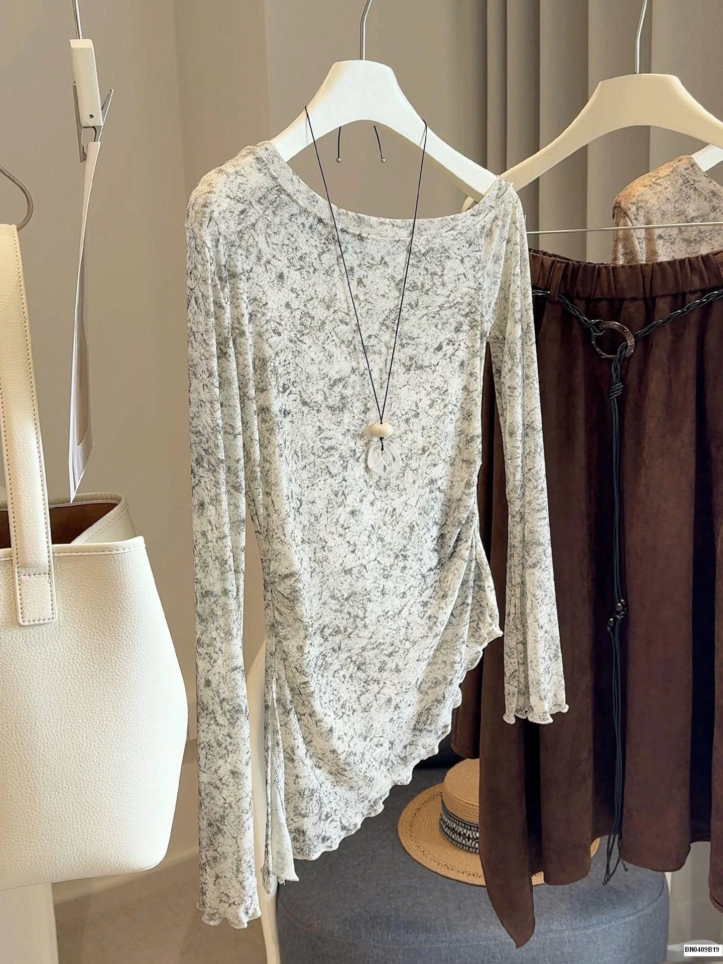 ÁO DỆT KIM VẠT CHÉO