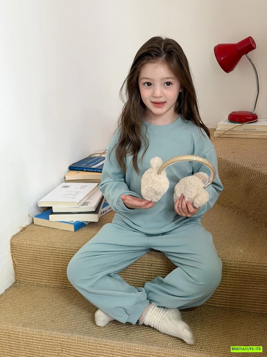 BỘ NỈ TRƠN MÀU 25H034 AMBB