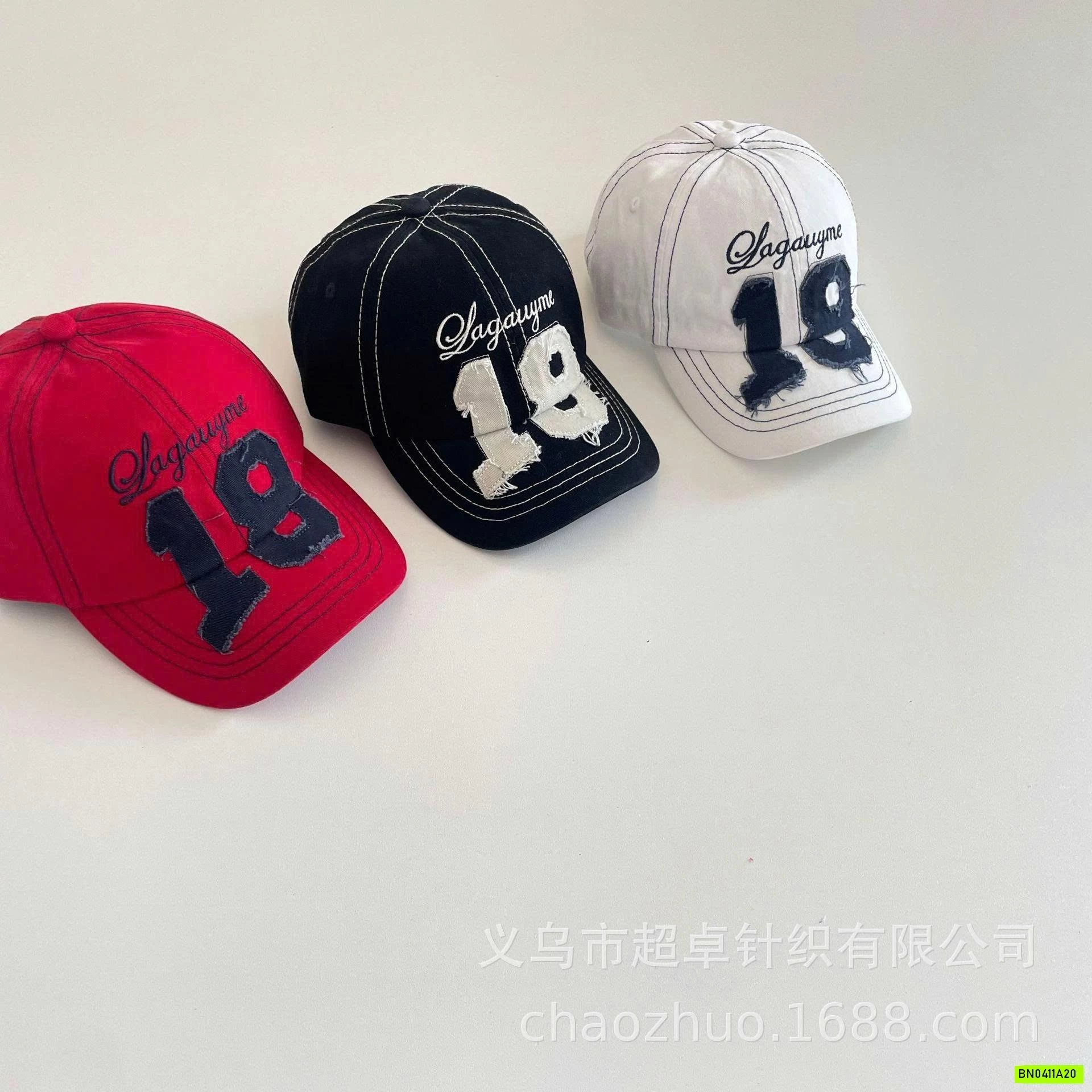 MŨ KẾT THÊU SỐ 18