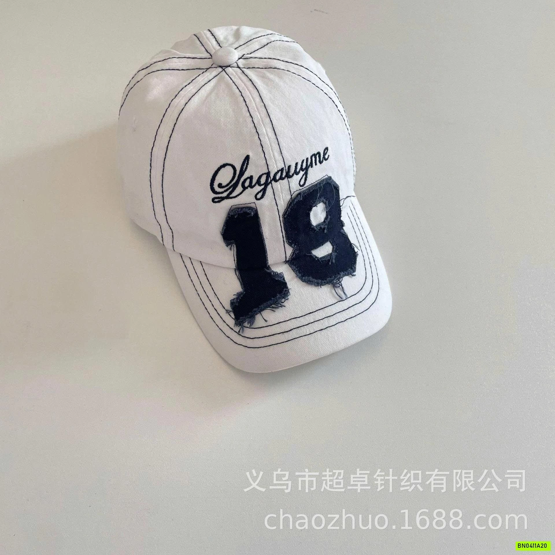 MŨ KẾT THÊU SỐ 18