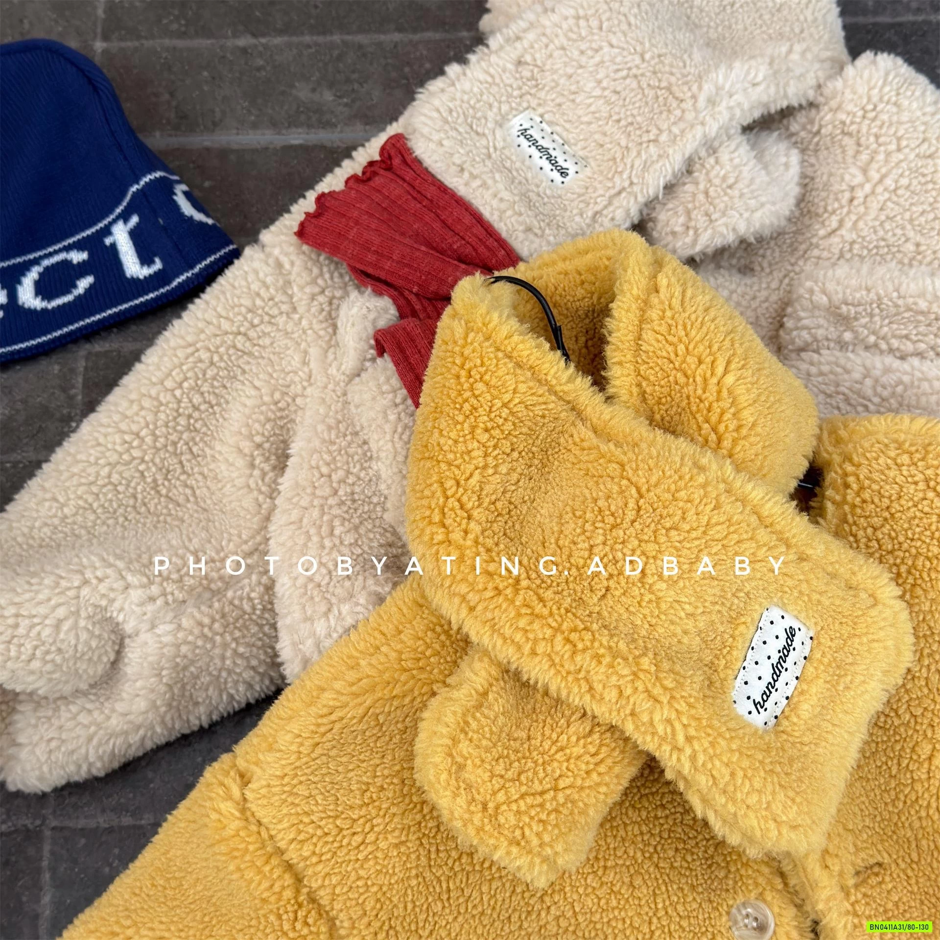 KHOÁC LÔNG CỪU KÈM KHĂN ADBABY